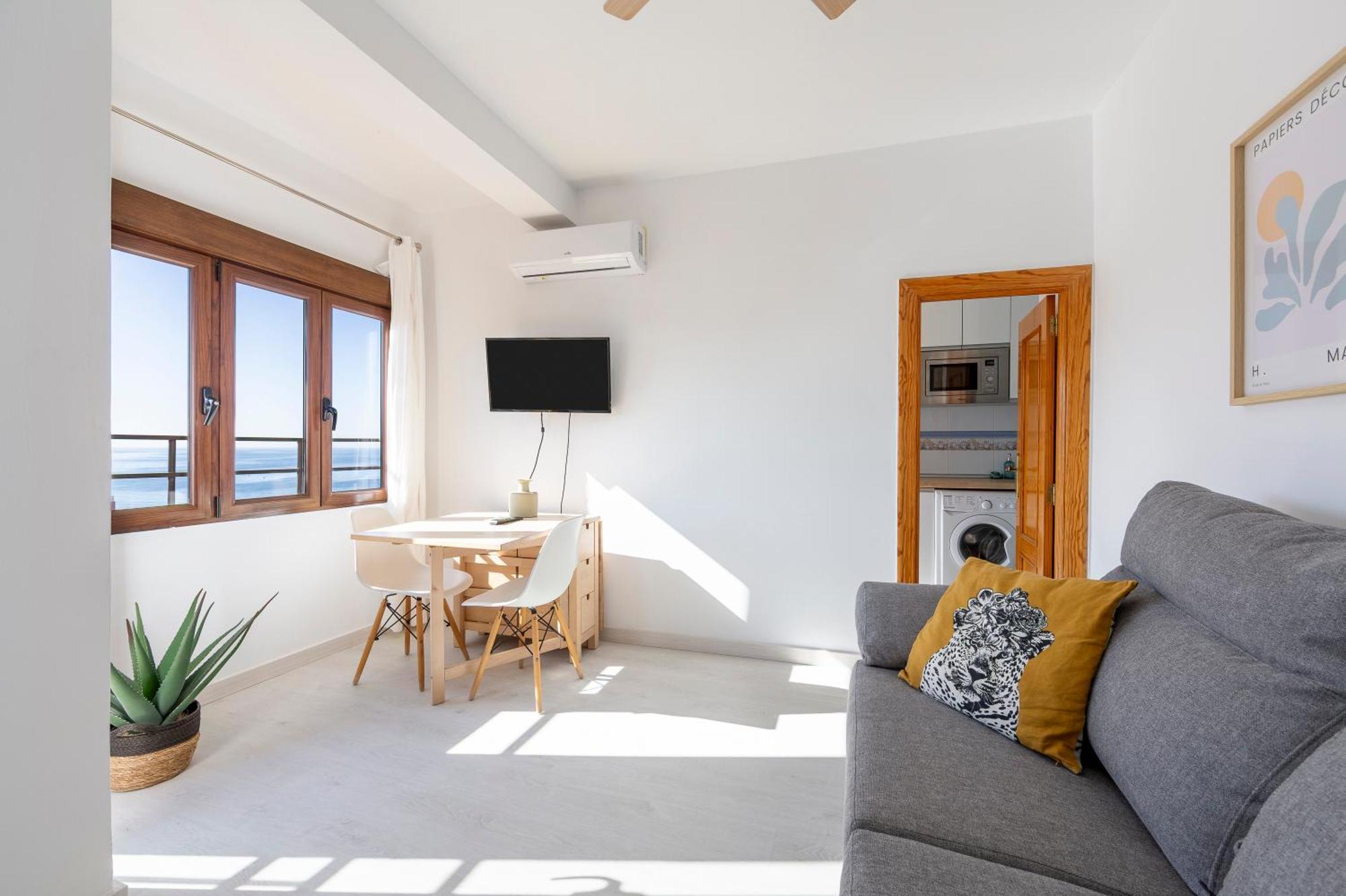 Lux&cool Paseo Maritimo Apartment *
